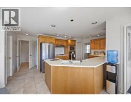 7055 Gray Avenue, Burnaby, BC V5J3Y9 Photo 12