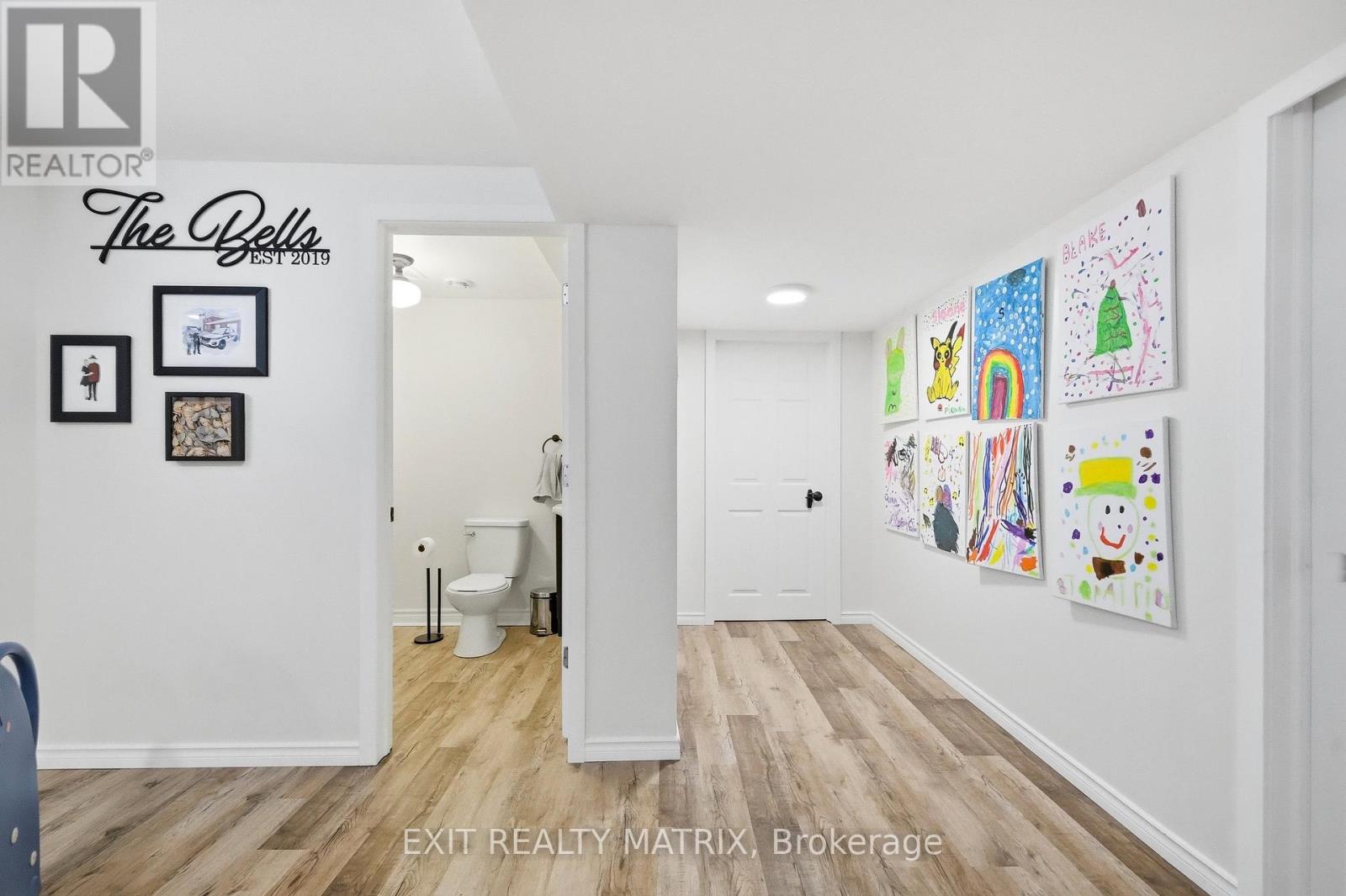 129 ABBEY CRESCENT - 30