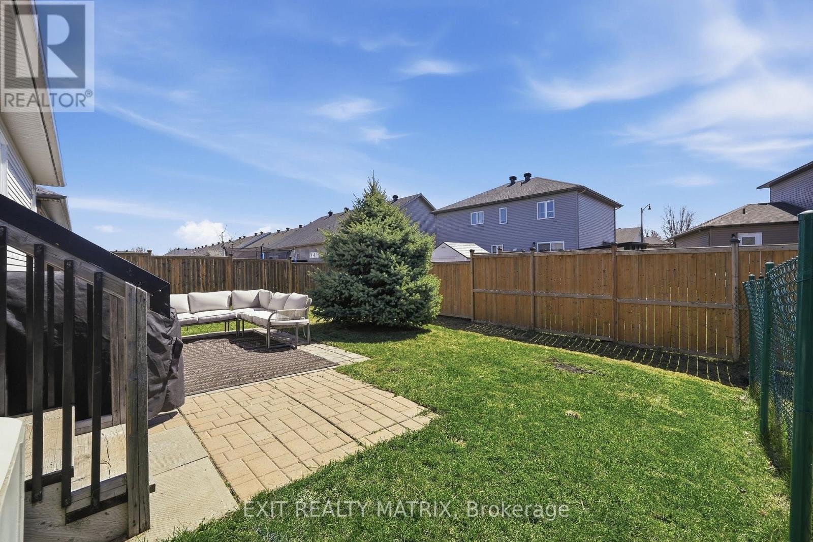 129 ABBEY CRESCENT - 36