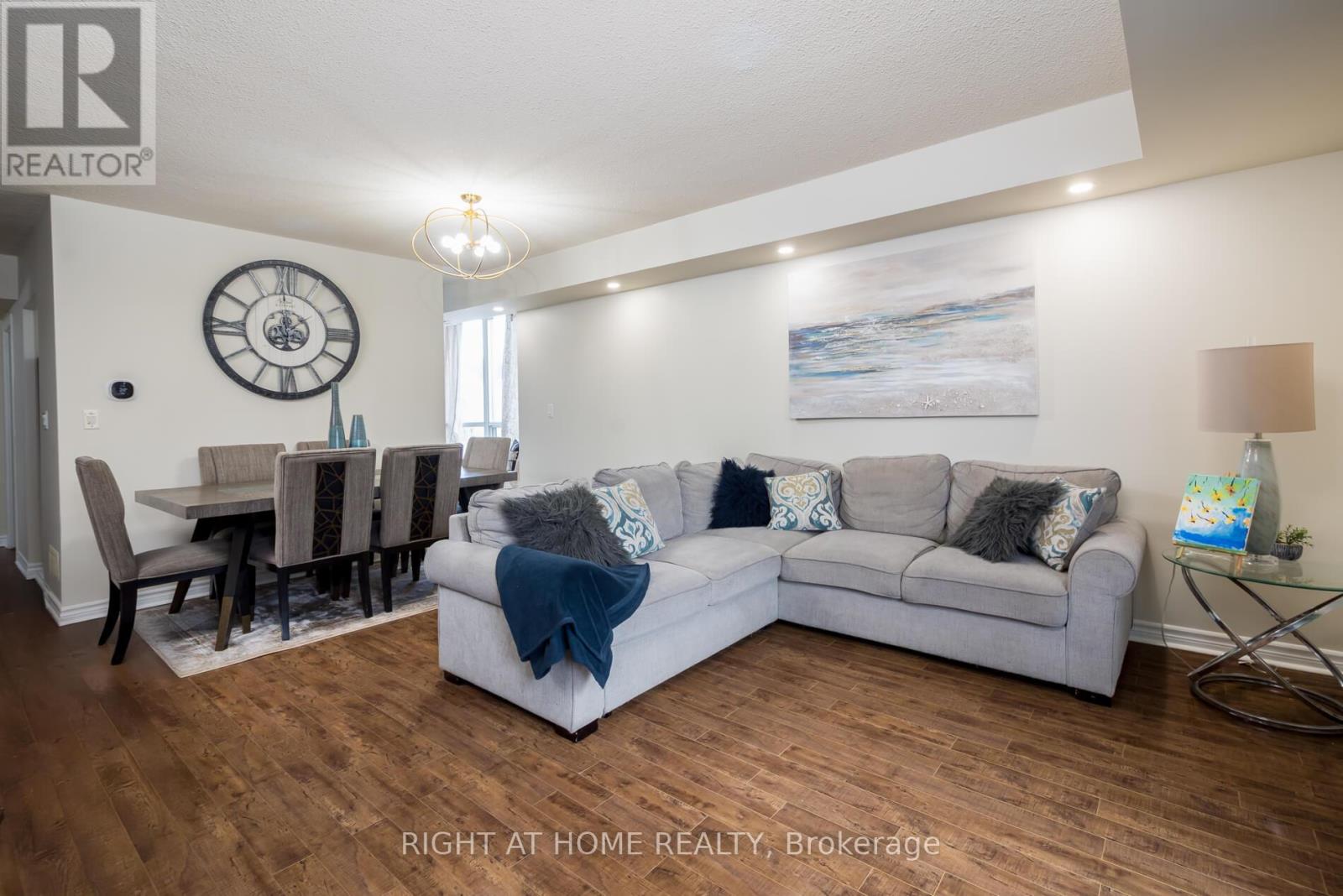 #202 2088 LAWRENCE AVENUE W - 11