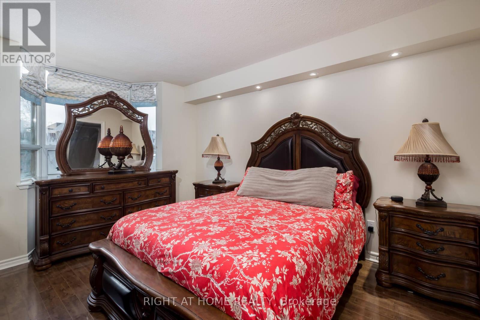 #202 2088 LAWRENCE AVENUE W - 21