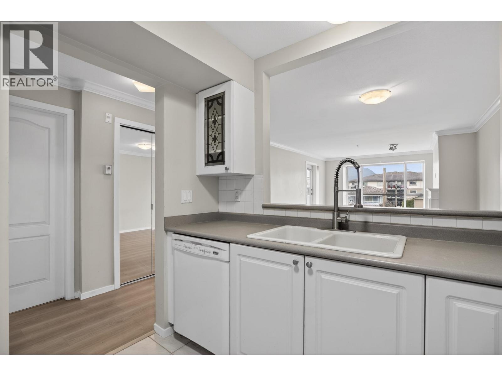 308 2340 HAWTHORNE AVENUE, Port Coquitlam
