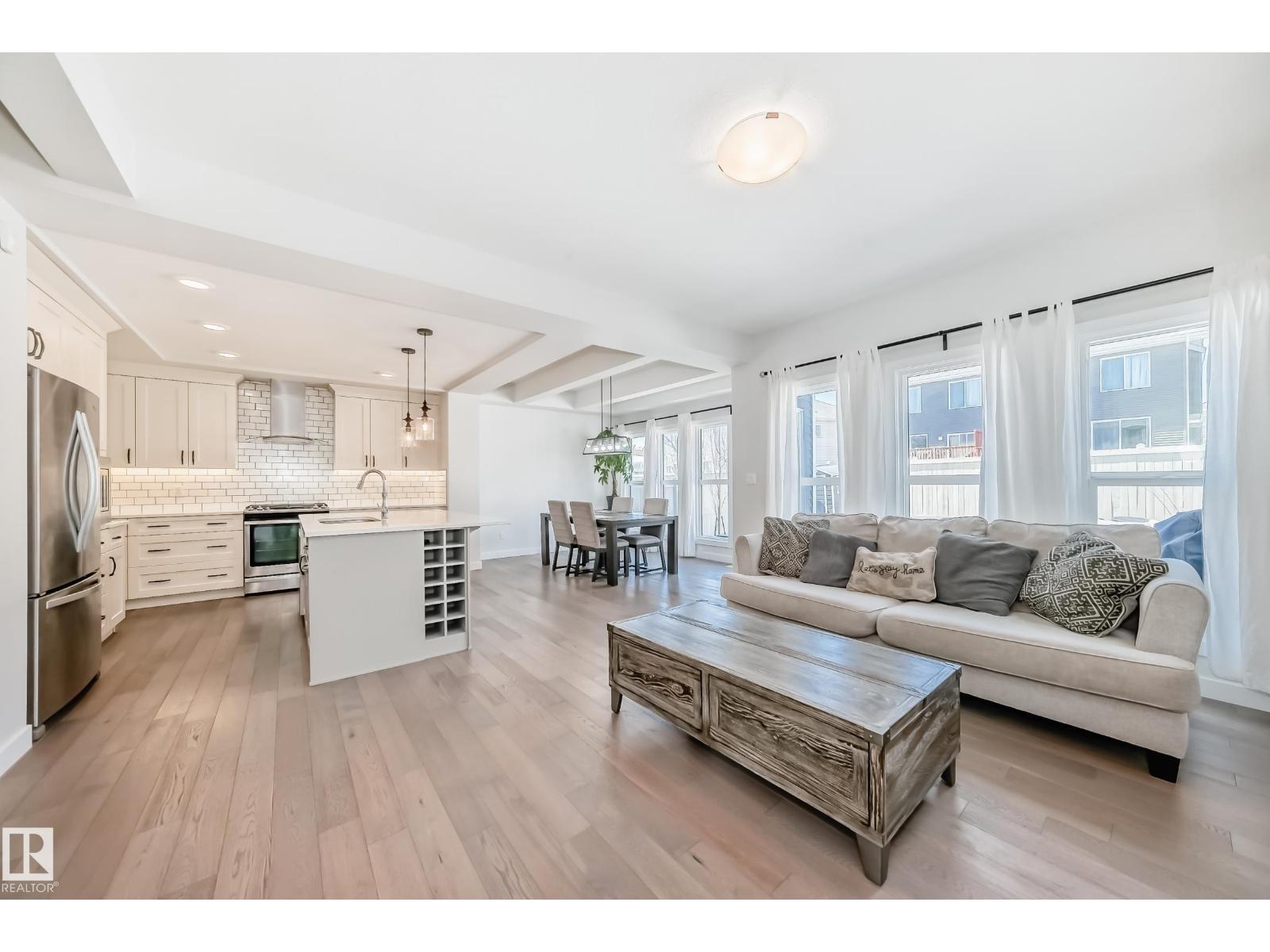 6479 ELSTON LO NW, Edmonton
