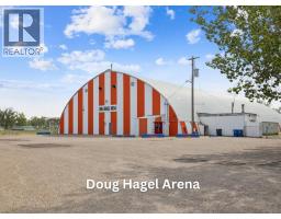 91, 87, 83, 79, 55 Clover Crescent, Beiseker, AB T0M0G0 Photo 17