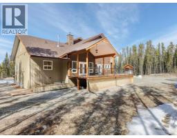 Den - 216 Old Alaska Hwy, Whitehorse North, YT Y1A5S8 Photo 14
