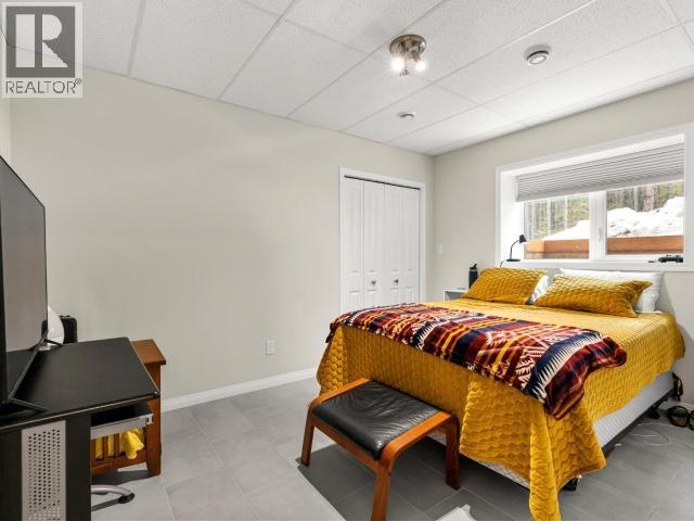 216 OLD ALASKA HWY - Image 41
