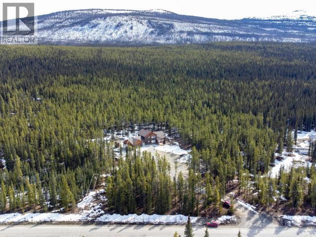 216 OLD ALASKA HWY - Image 65