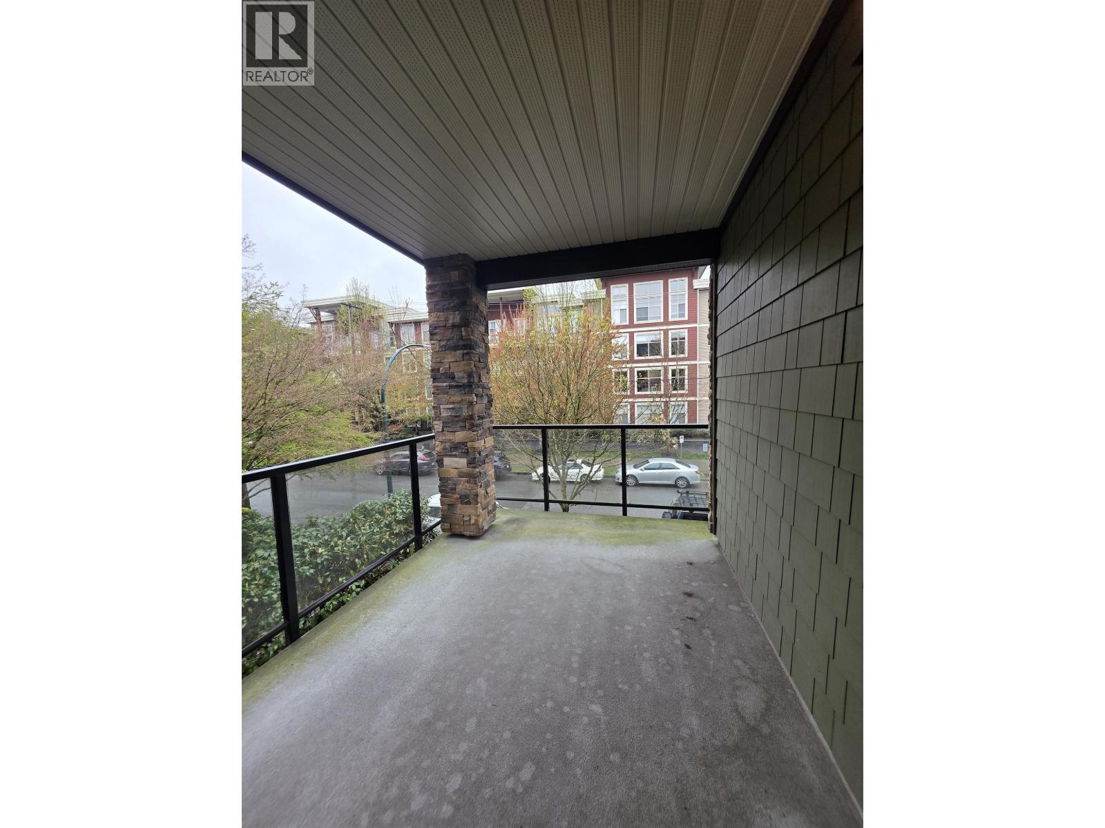204 2460 KELLY AVENUE, Port Coquitlam