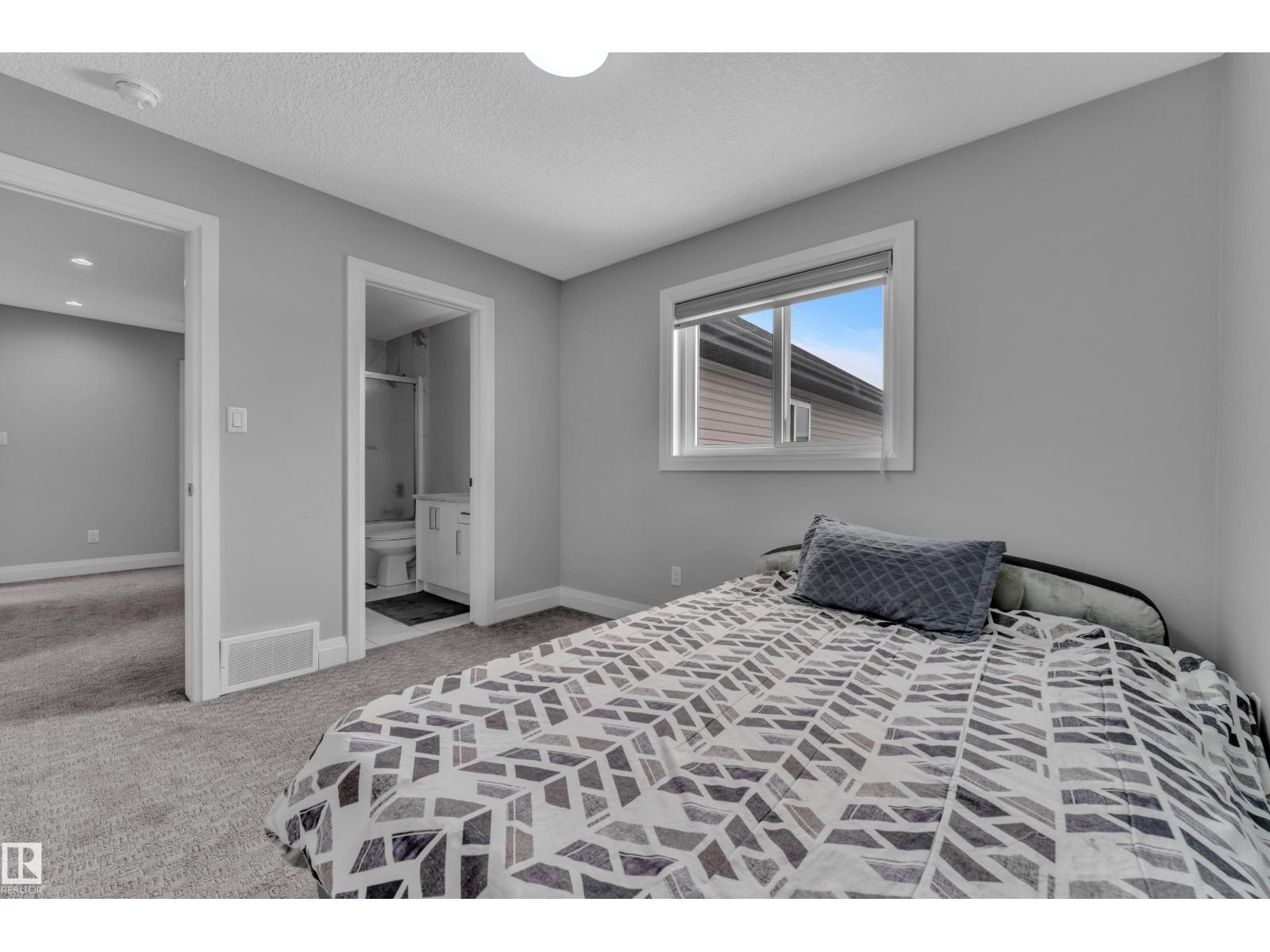 3702 CLAXTON PL SW - 36