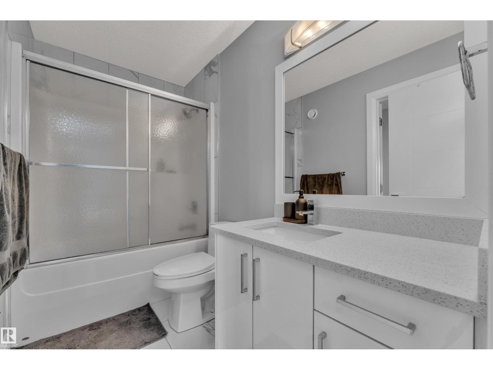 3702 CLAXTON PL SW - 37