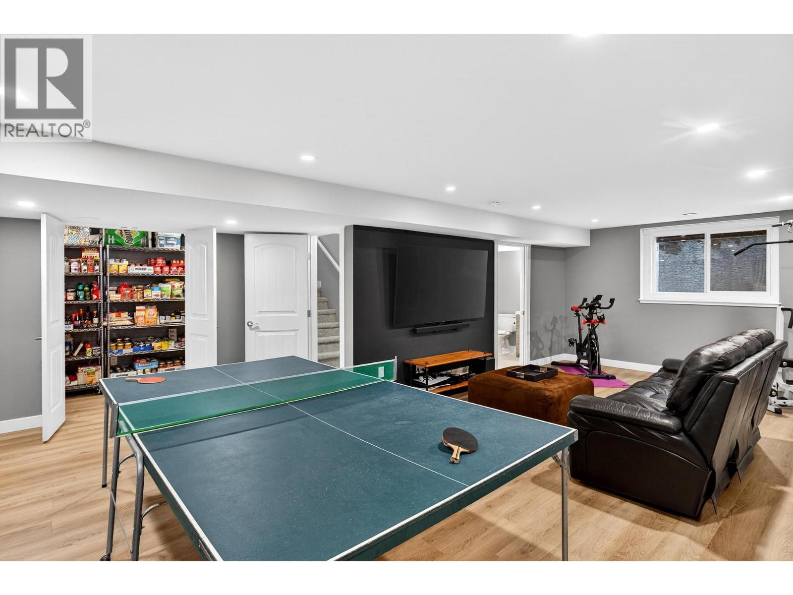 #44 3293 Broadview Road - 34