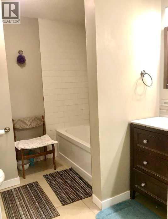 508 78 Avenue SW — photo 24