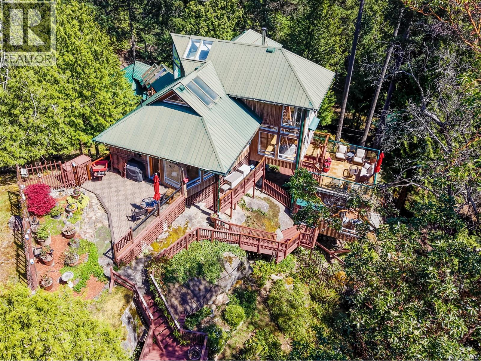 486 Bluff Way