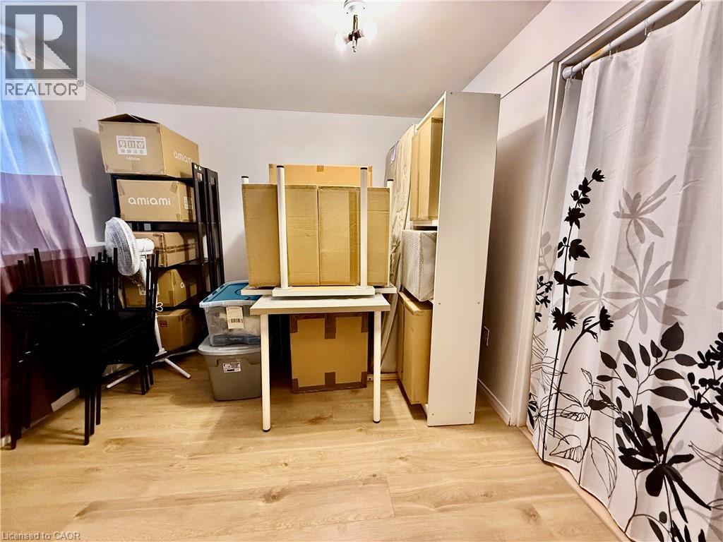 427 KEATS Way Unit# 2, Waterloo, Ontario, N2L5S7 — Photo 20