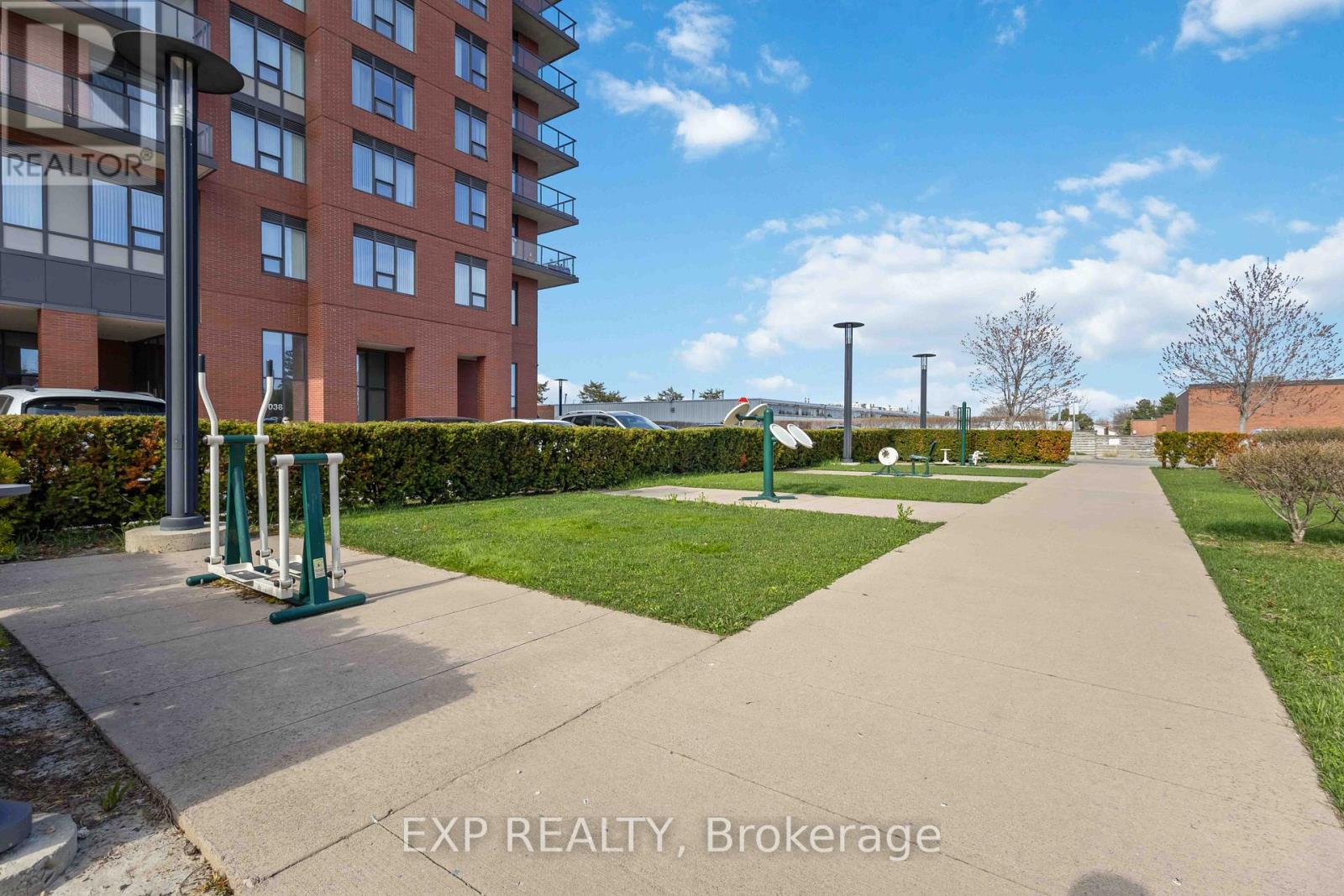 #316 1038 MCNICOLL AVENUE - 33
