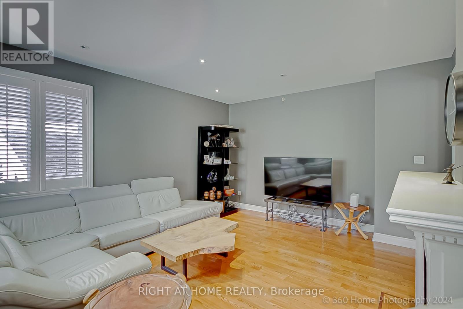 103 OAK AVENUE - 20