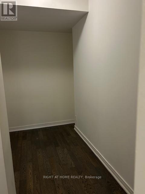#607 9205 YONGE STREET - 19