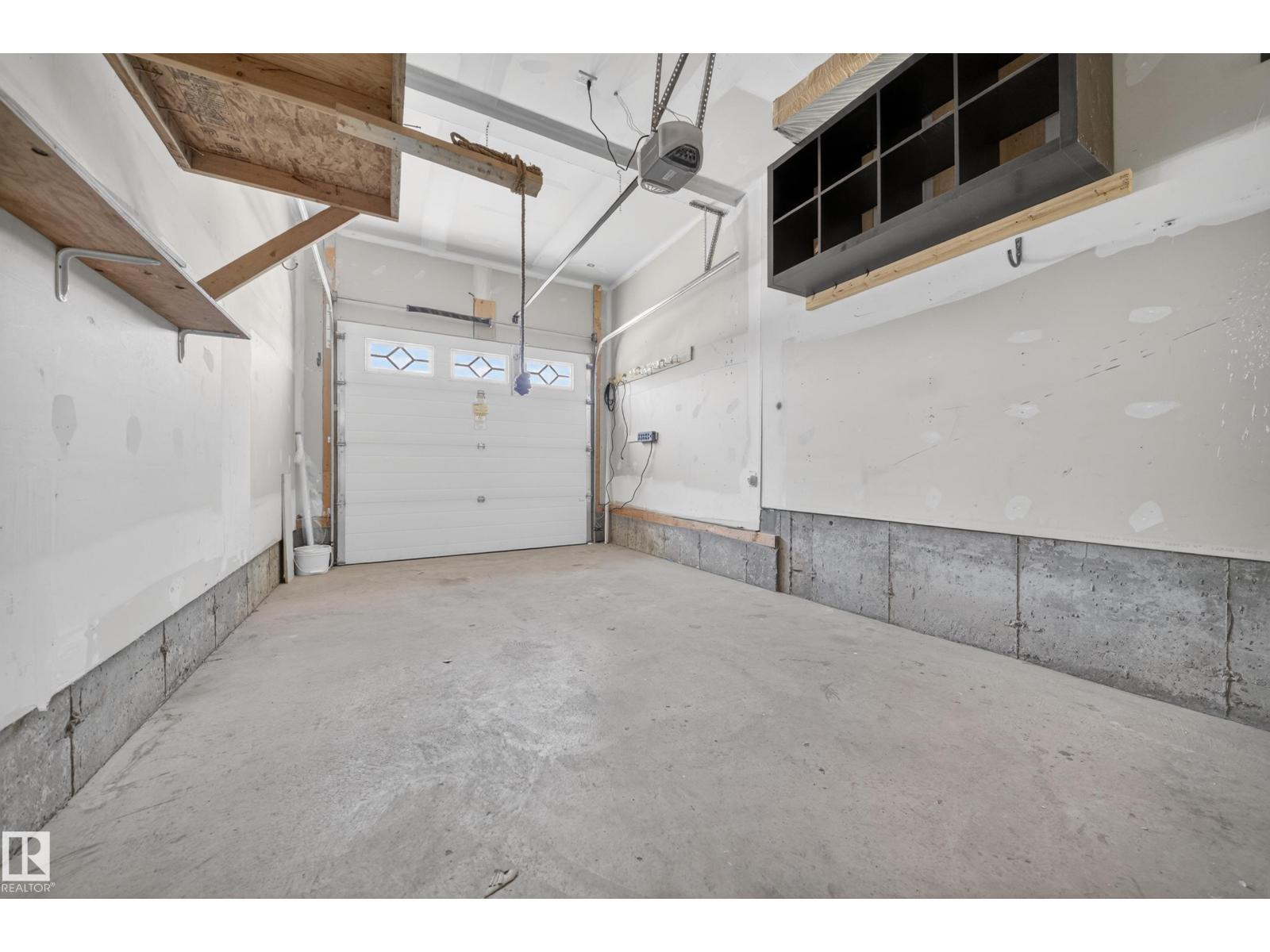 16717 60 ST NW, Edmonton