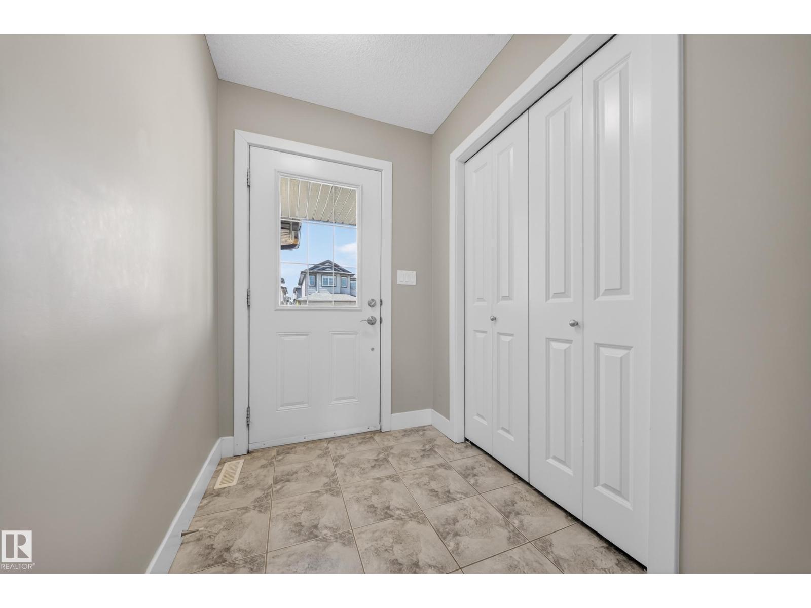 16717 60 ST NW, Edmonton