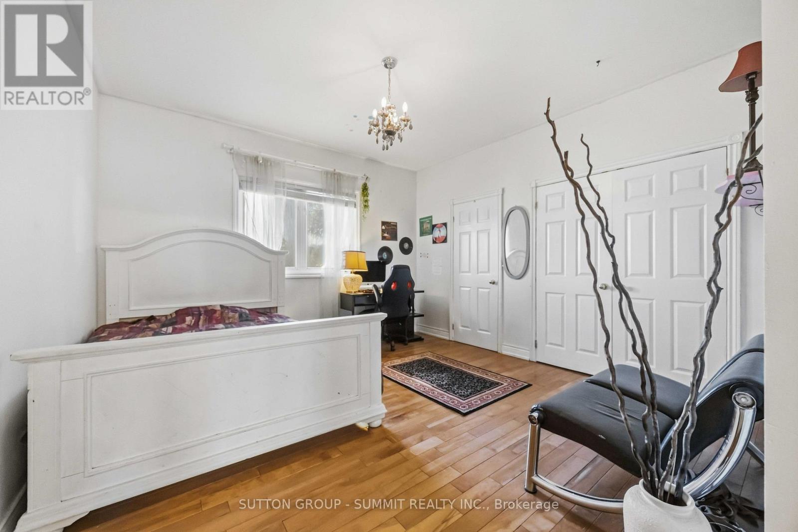 4932 AURORA ROAD - 12