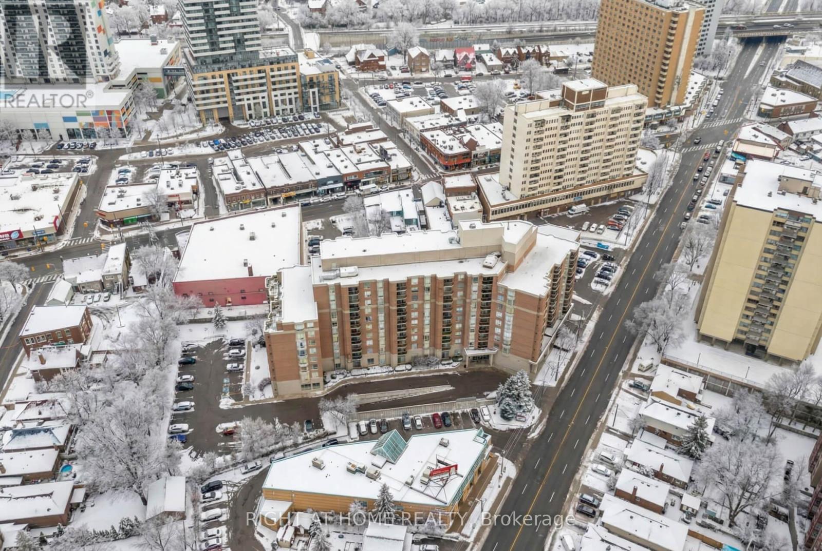#202 2088 LAWRENCE AVENUE W - 37
