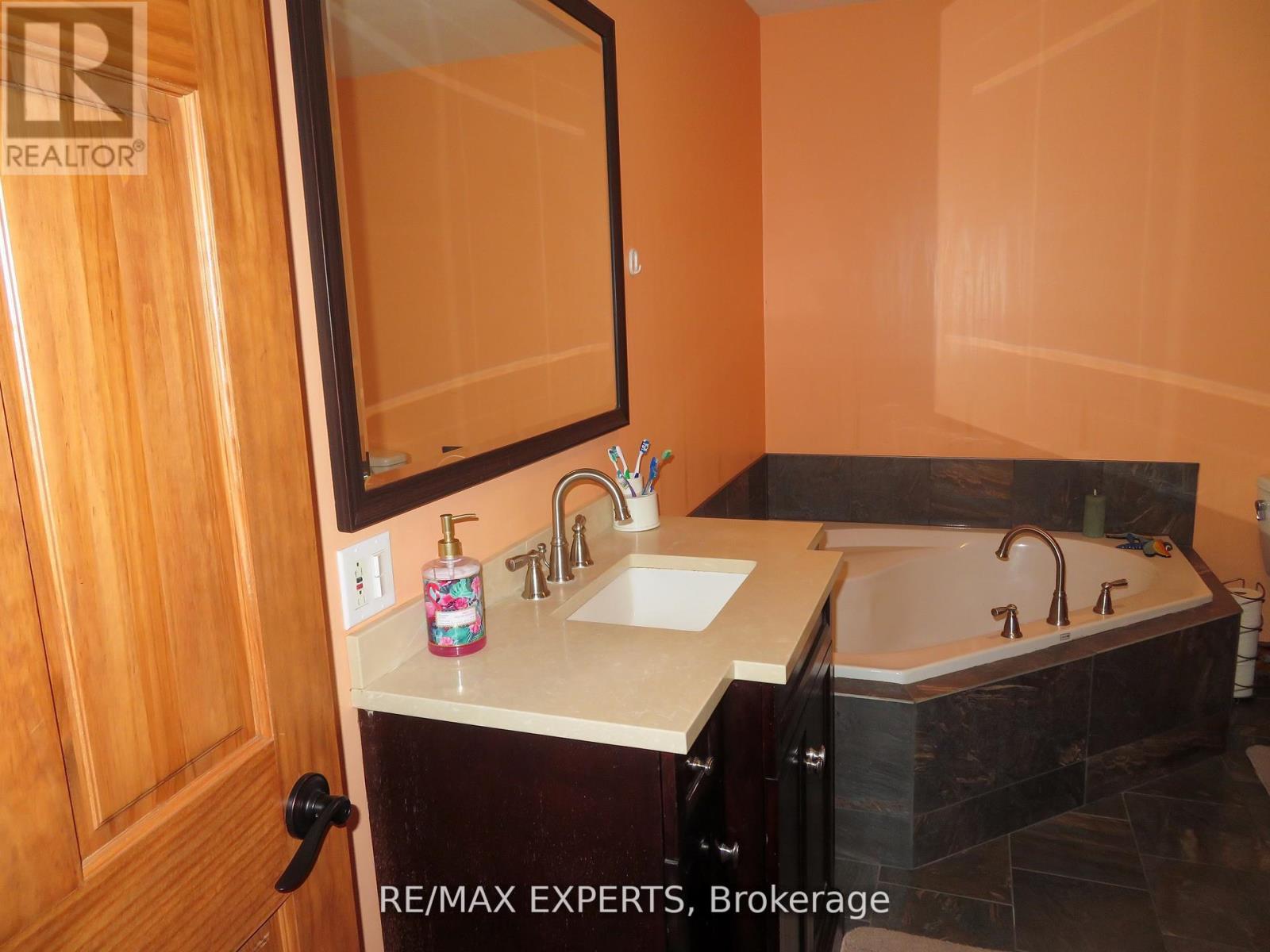3771 HARRY'S LANE — photo 15
