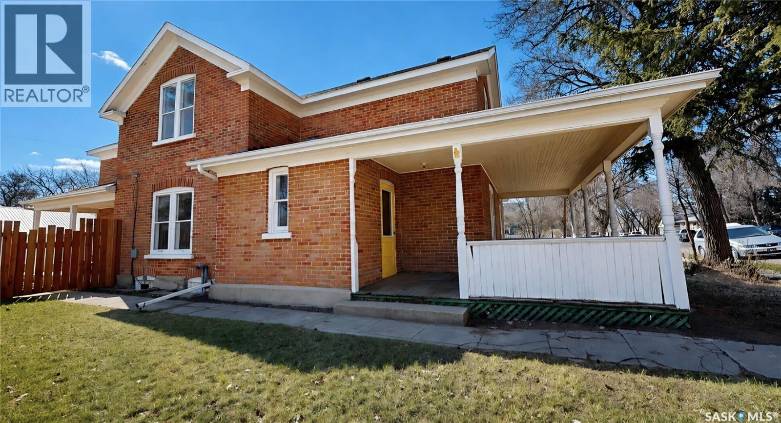 402 Jasper STREET - 1