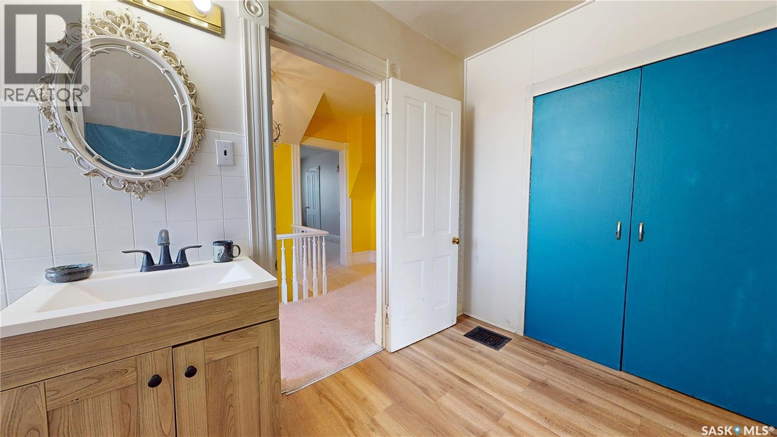 402 Jasper STREET - 53
