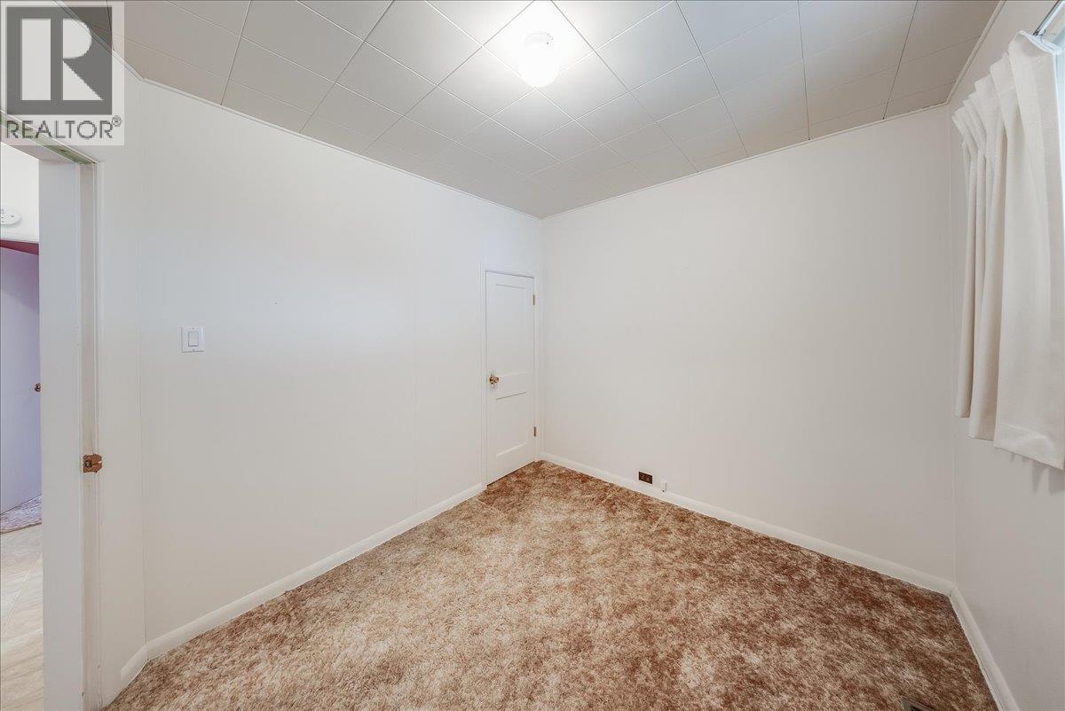 1734 Third Avenue - 13