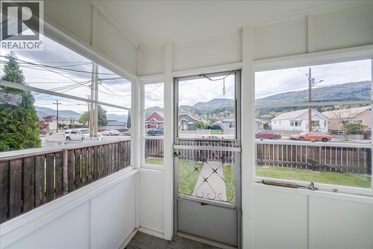 1734 Third Avenue - 3