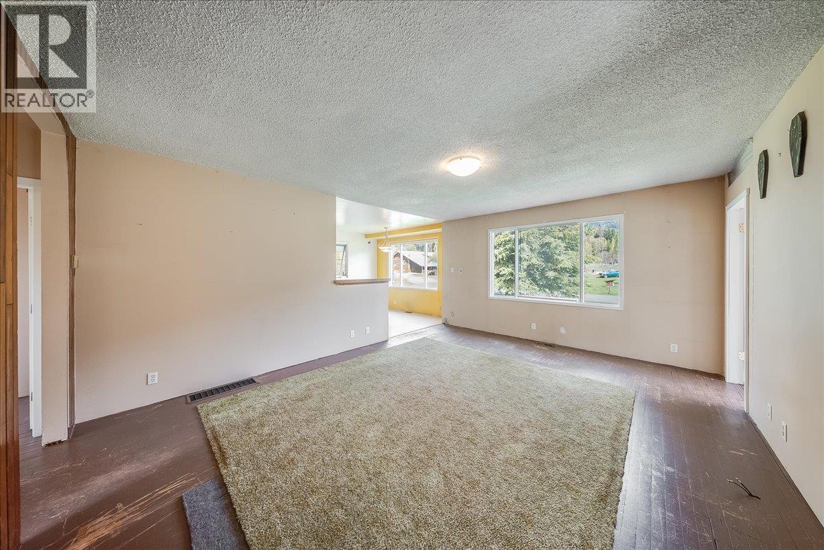 275 Faulkner Road - 31