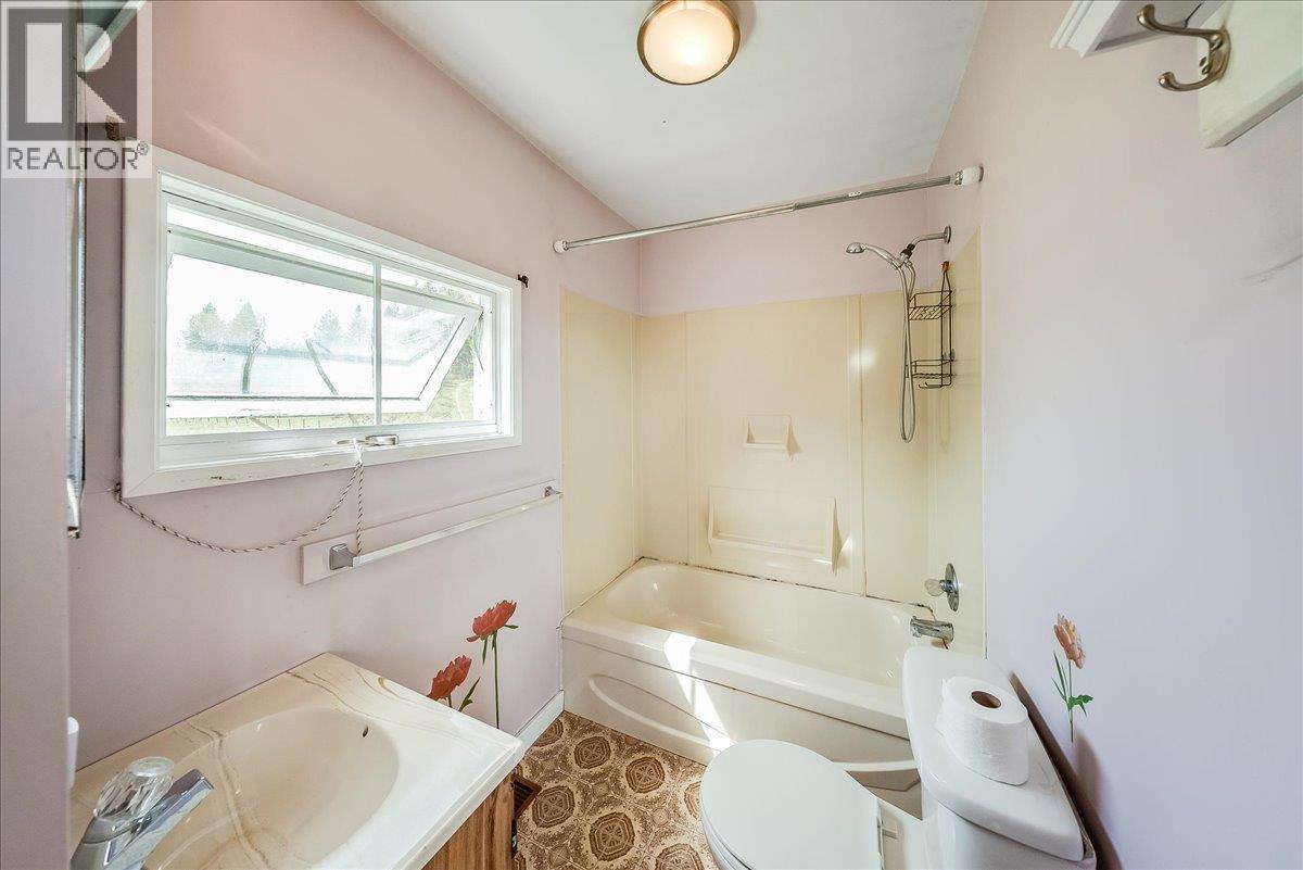 275 Faulkner Road - 37