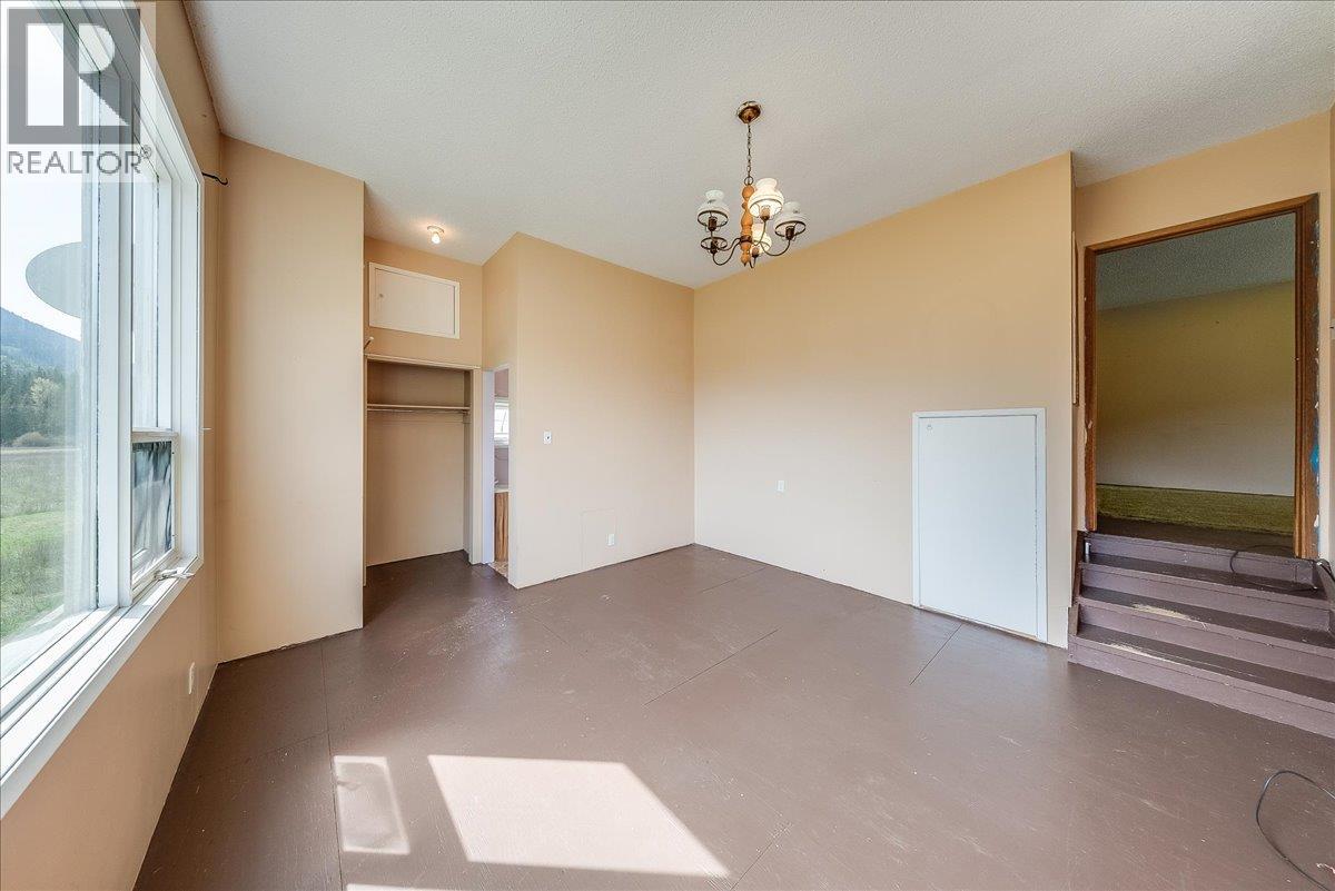 275 Faulkner Road - 38