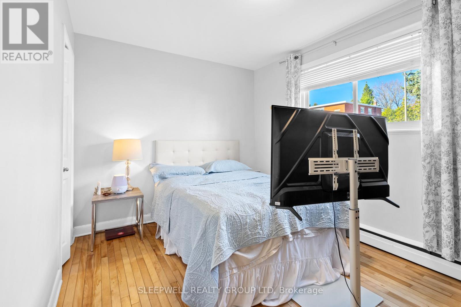 473 VERNON AVENUE - 10