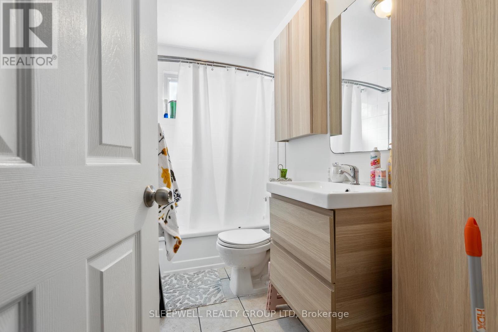 473 VERNON AVENUE - 24