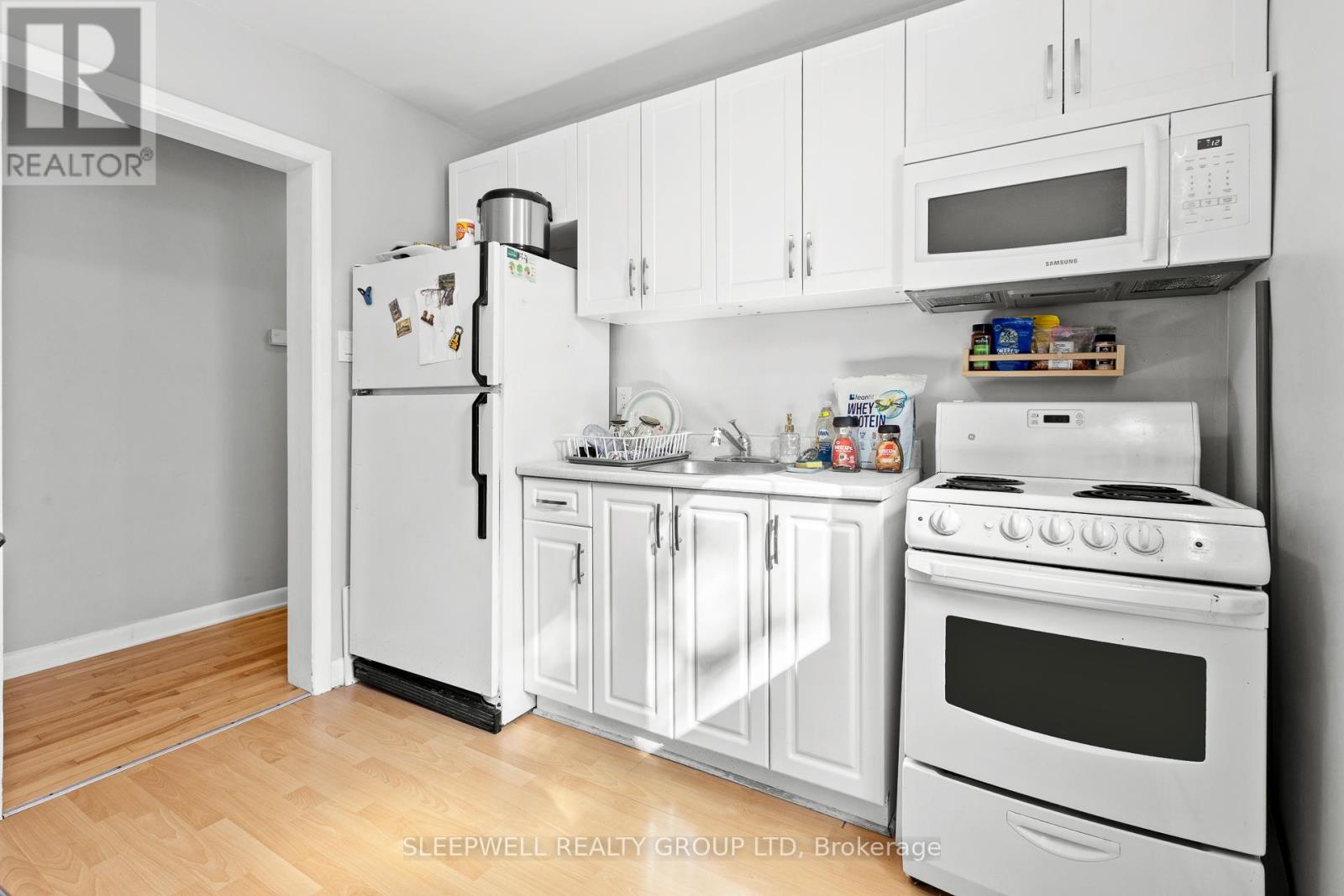 473 VERNON AVENUE - 7