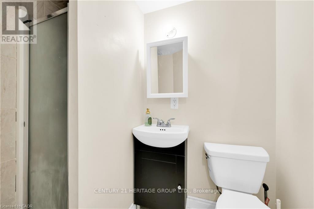 1354 UPPER SHERMAN AVENUE - 29