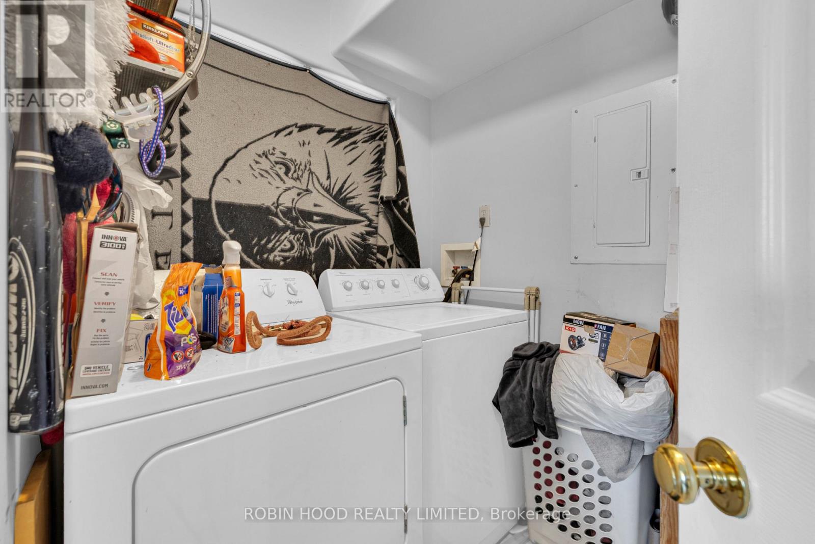 406 GLENGARRY AVENUE - 6