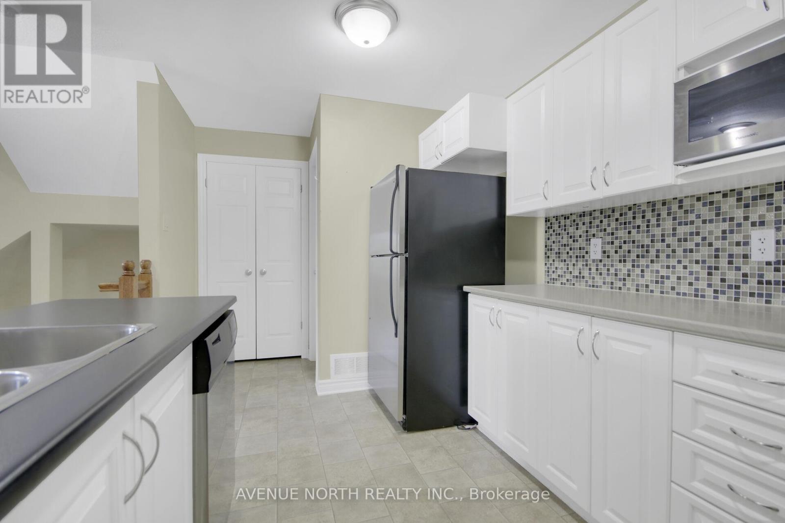 2 Bed, 2 Bath House for Rent in Ottawa – A – 772 CHAPMAN MILLS DRIVE, Ottawa – MLS# X13065656 - Image 21