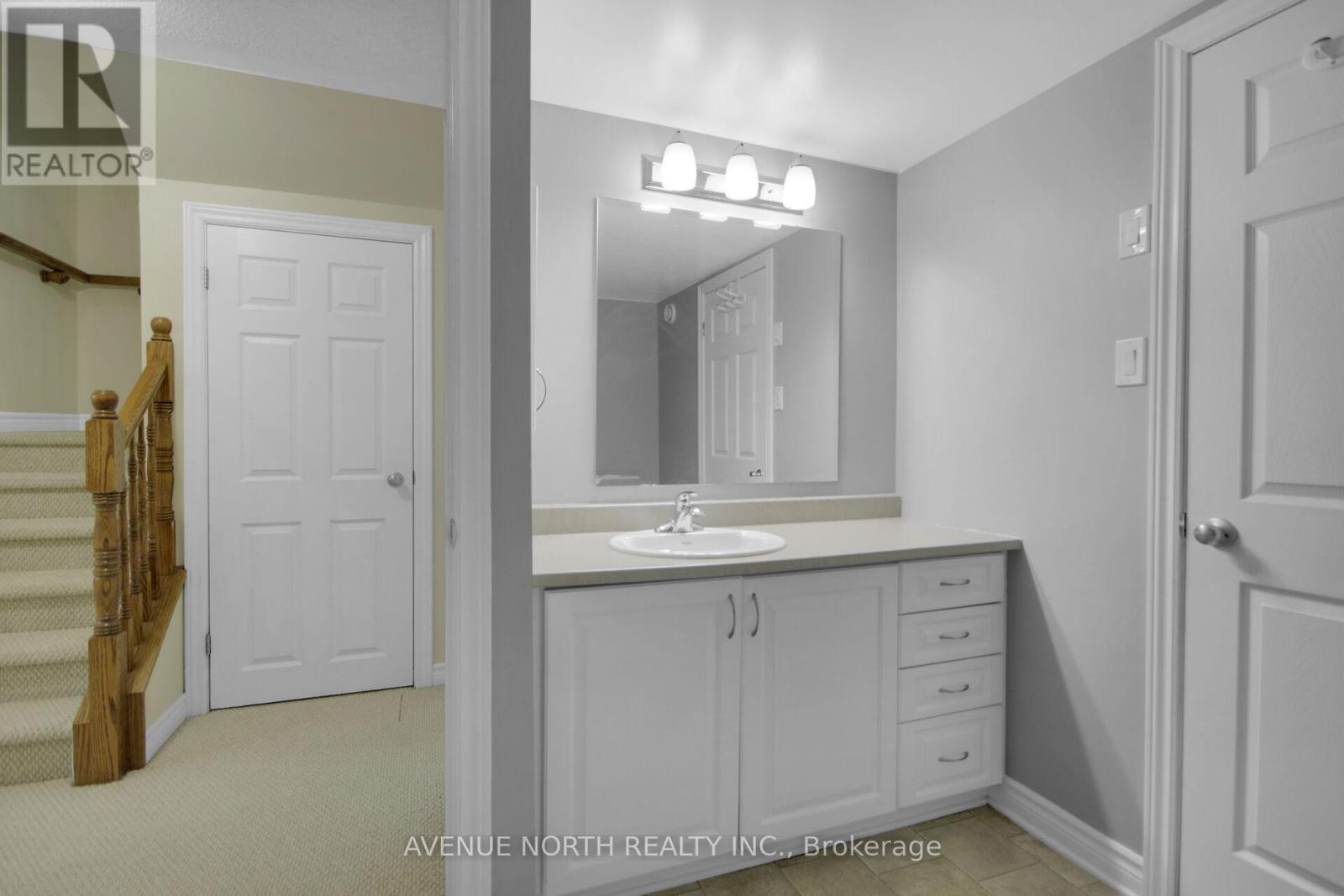 2 Bed, 2 Bath House for Rent in Ottawa – A – 772 CHAPMAN MILLS DRIVE, Ottawa – MLS# X13065656 - Image 30