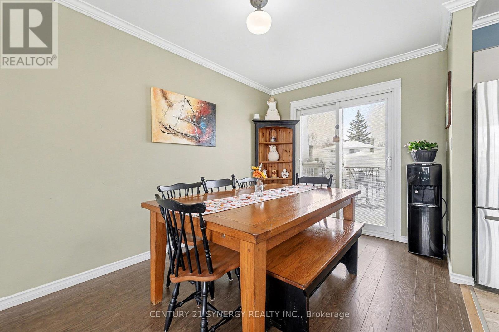 1350 LINDEN CRESCENT - 11