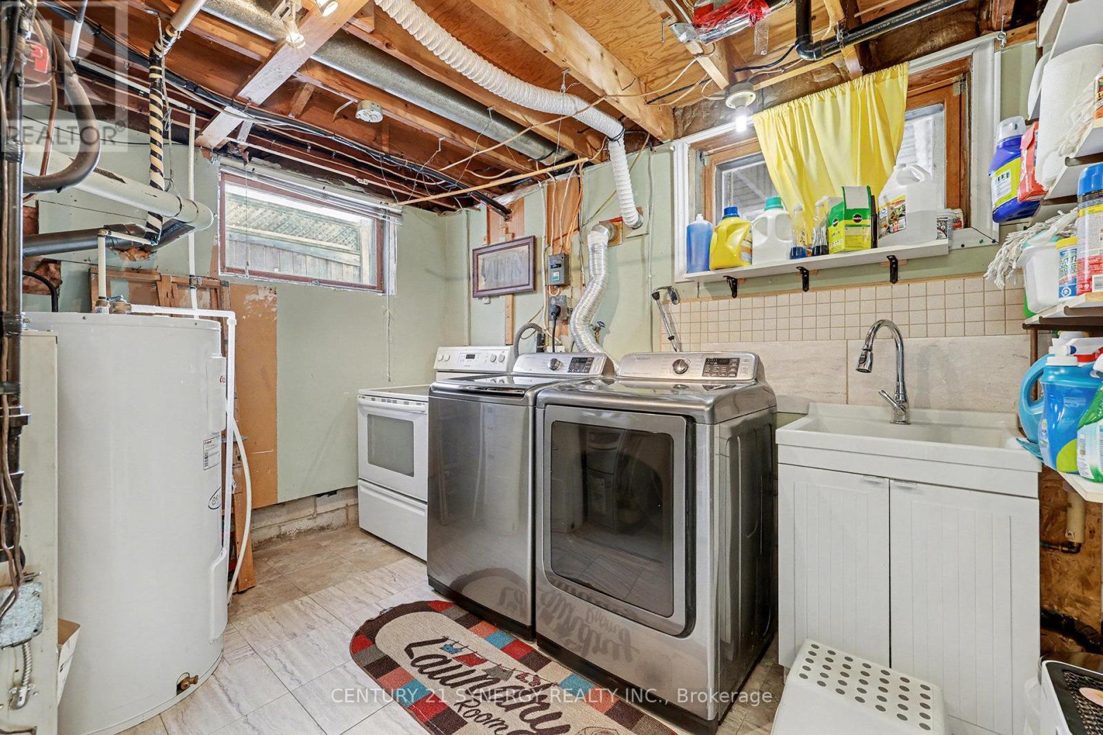 1350 LINDEN CRESCENT - 27