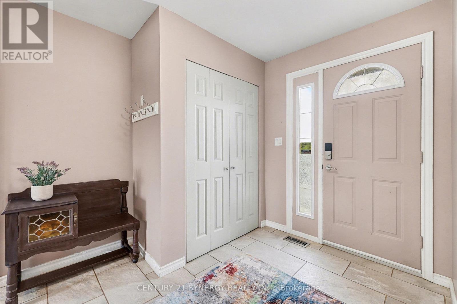 1350 LINDEN CRESCENT - 4
