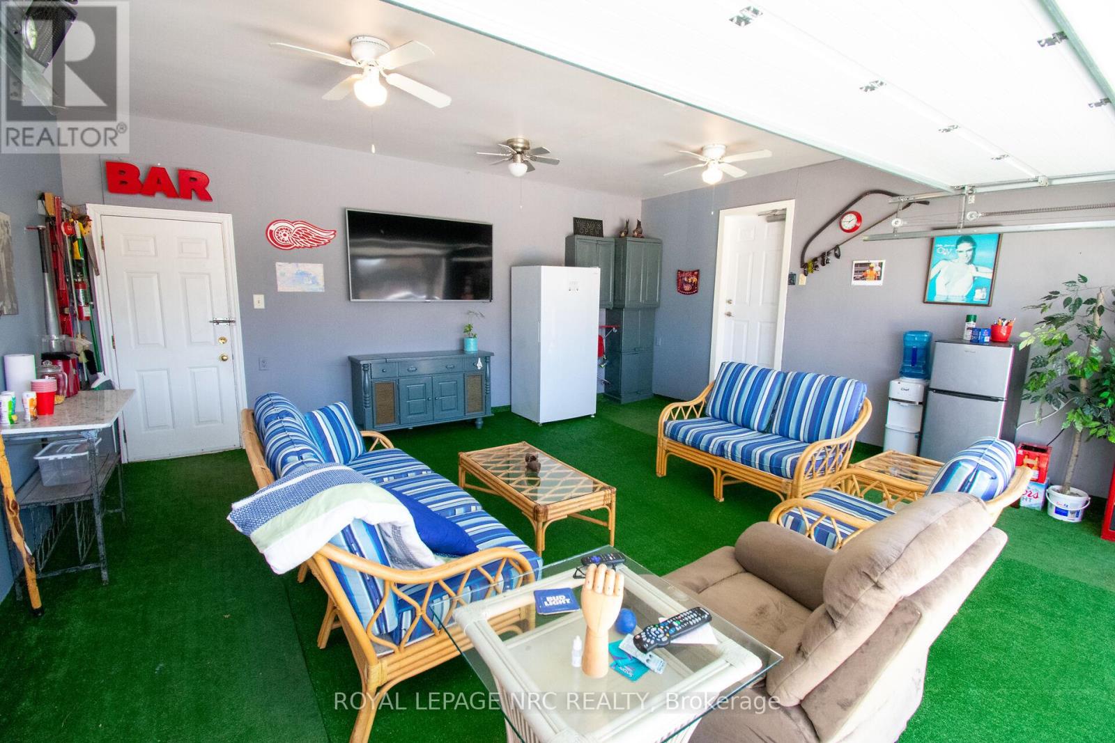 7296 ALEX AVENUE - 32