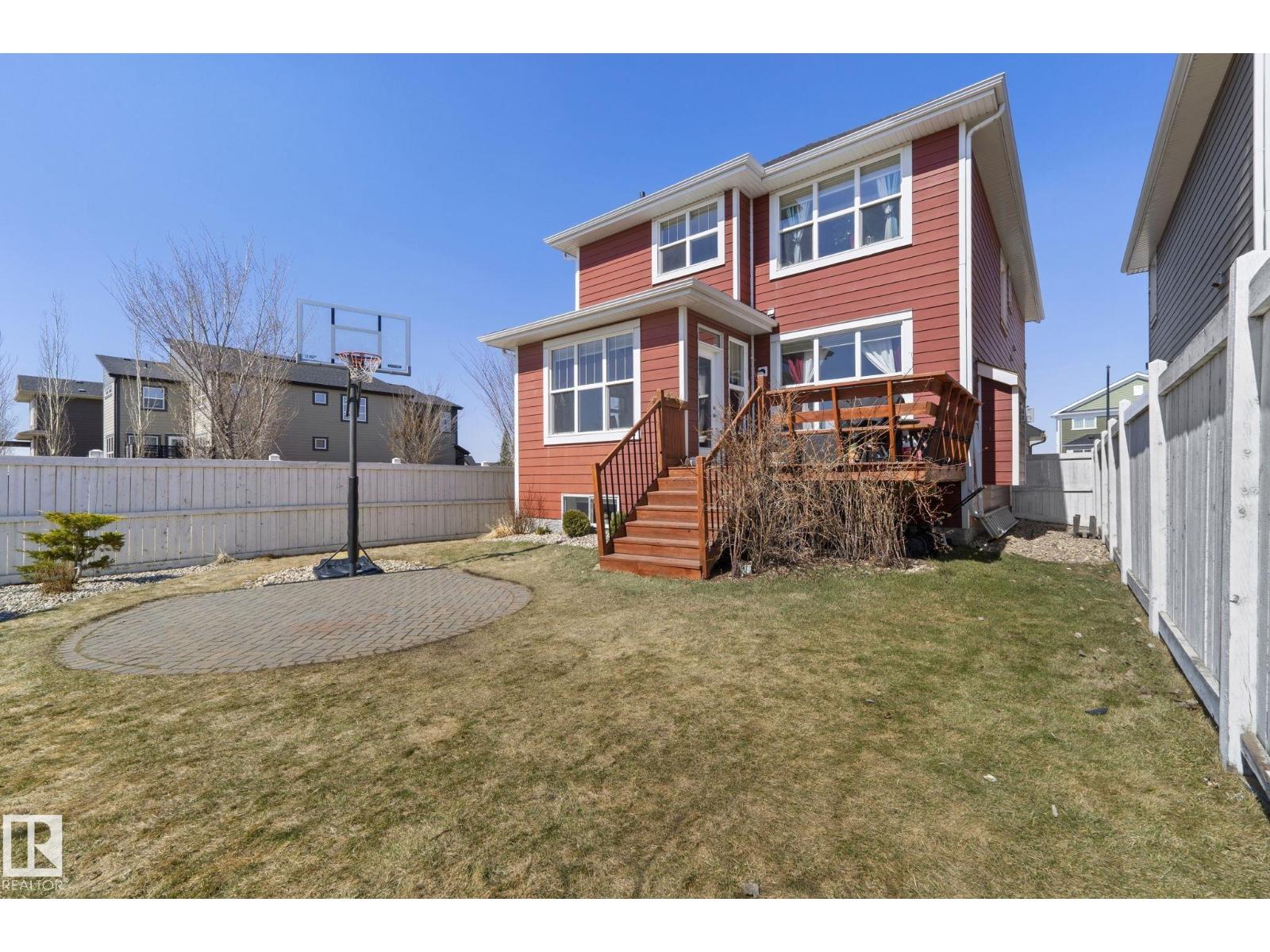 425 SIMPKINS WD, Leduc