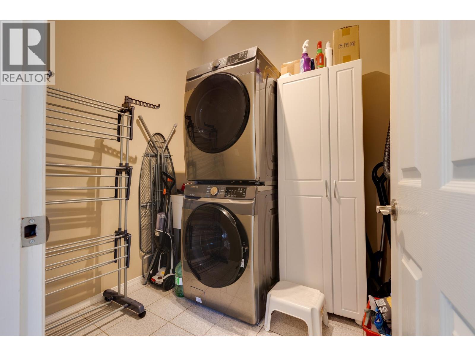 Photo 11 of 38 — 4326 BAKER ROAD · Prince George, BC