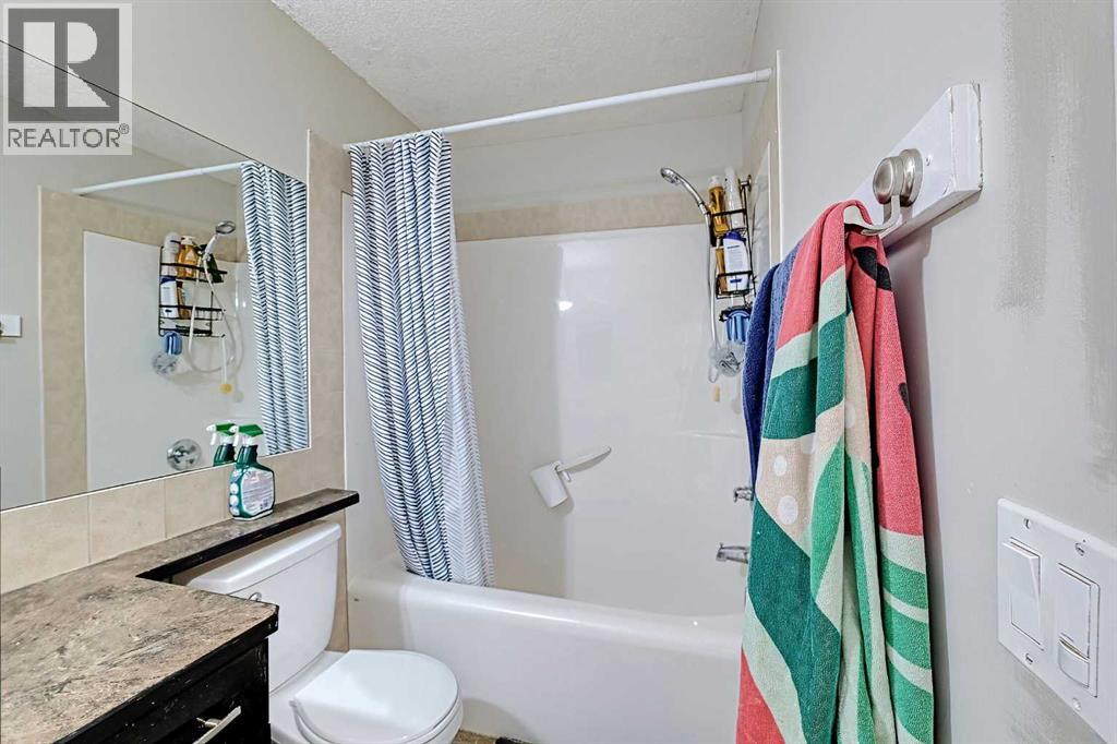 303 Saddlebrook Way NE - 18