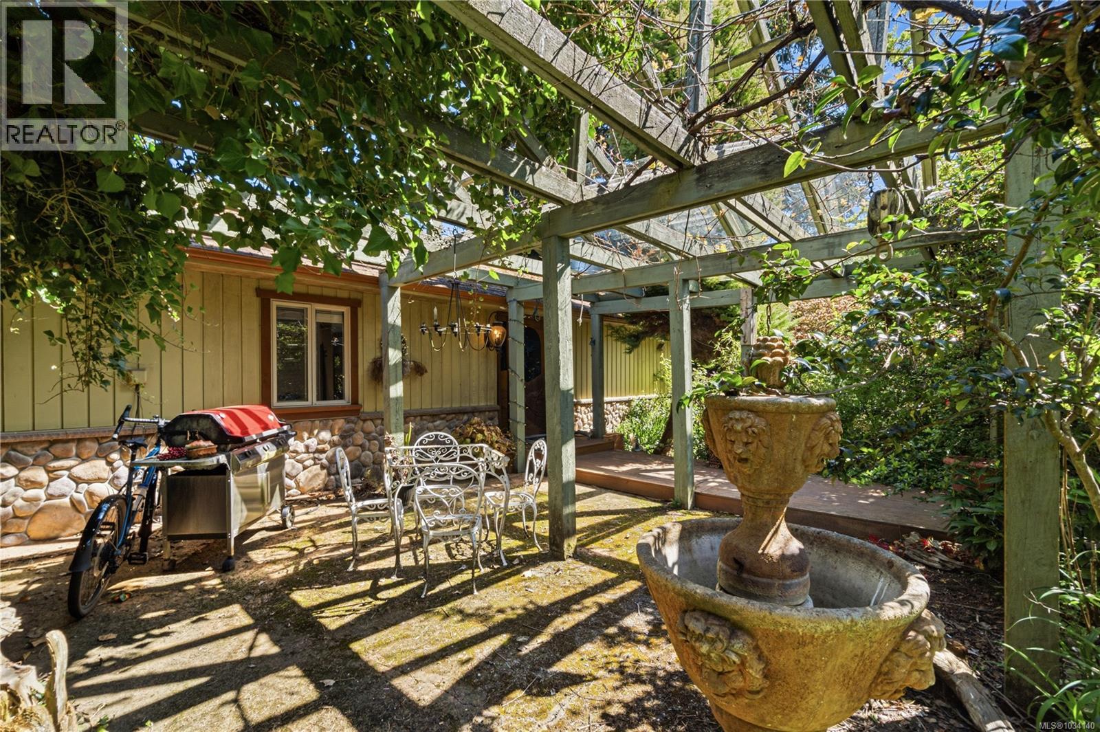 893 Shorewood Dr - 21