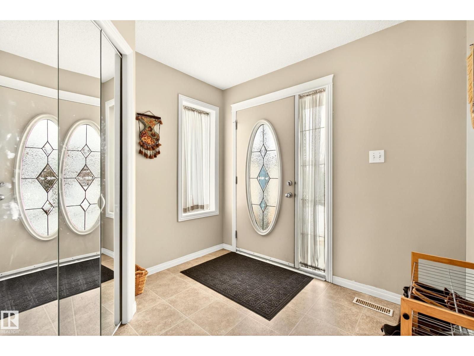 8922 5av SW - Image 3