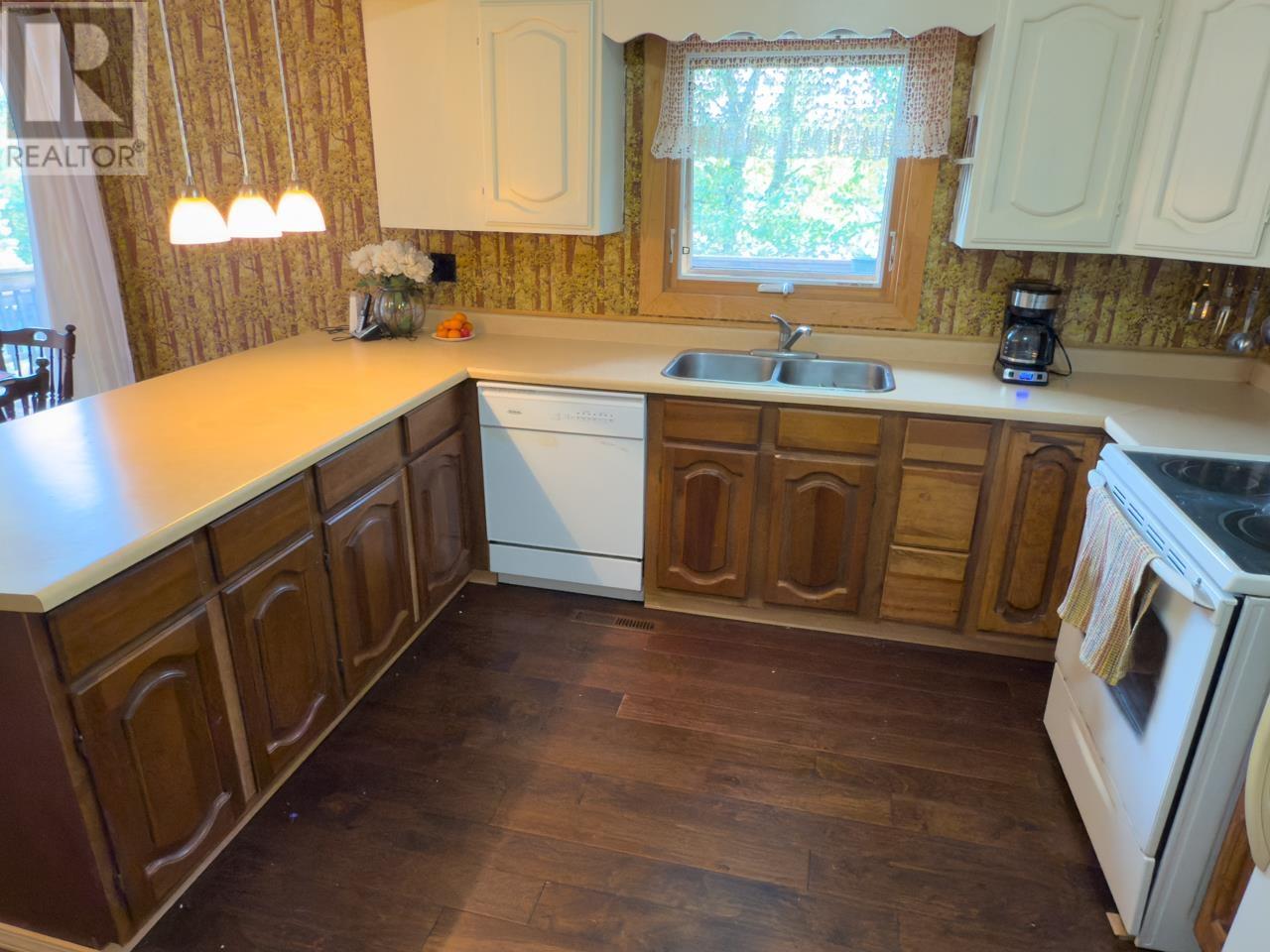 71 Kakagi Lake Road, Nestor Falls, Ontario, P0X1K0 — Photo 14